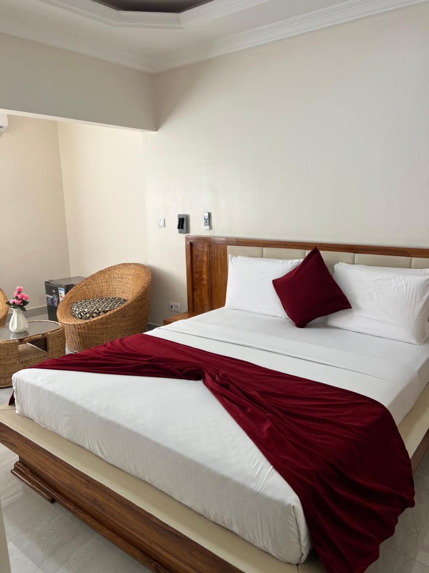 ביסאו Mag Palace Hotel מראה חיצוני תמונה